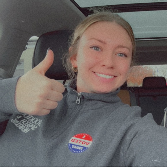 Meet your Posher, Melanie - Picture 4 of 7